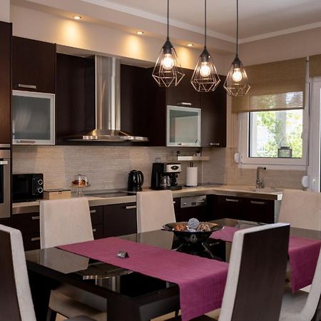 קאלאבאקה Mary'S Modern And Elegant Apartment מראה חיצוני תמונה