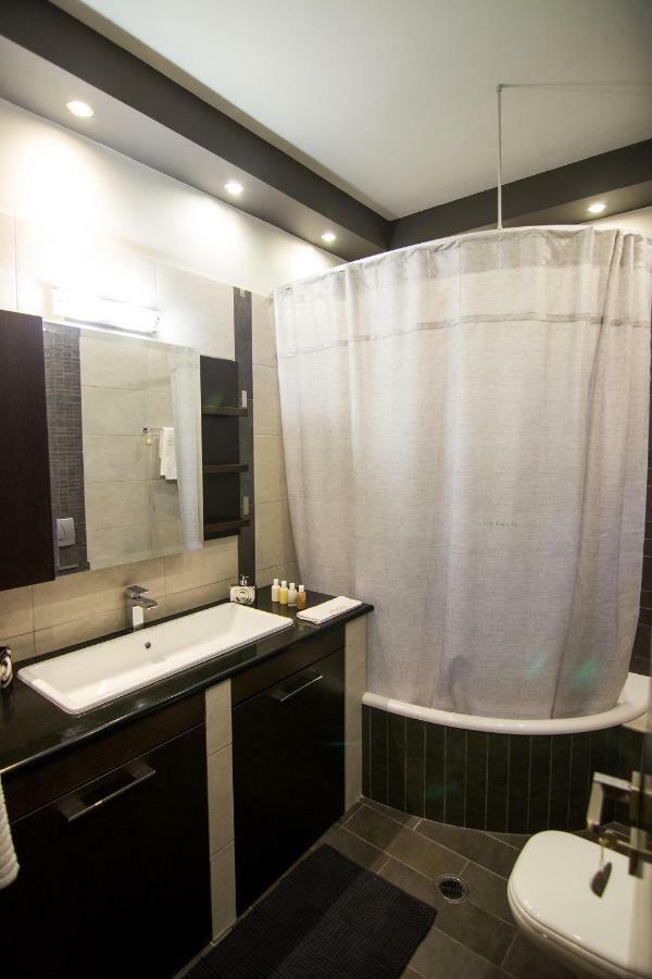 קאלאבאקה Mary'S Modern And Elegant Apartment מראה חיצוני תמונה